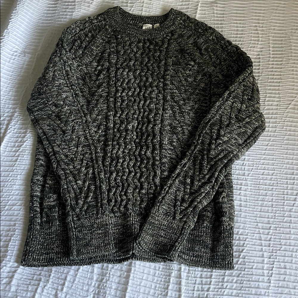 GAP Black and White Cable Knit Sweater